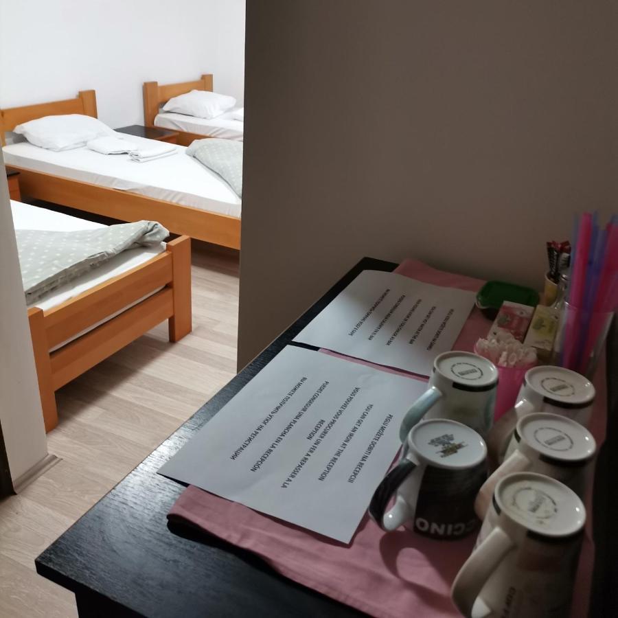 Hotel Duga Novi Sad Buitenkant foto