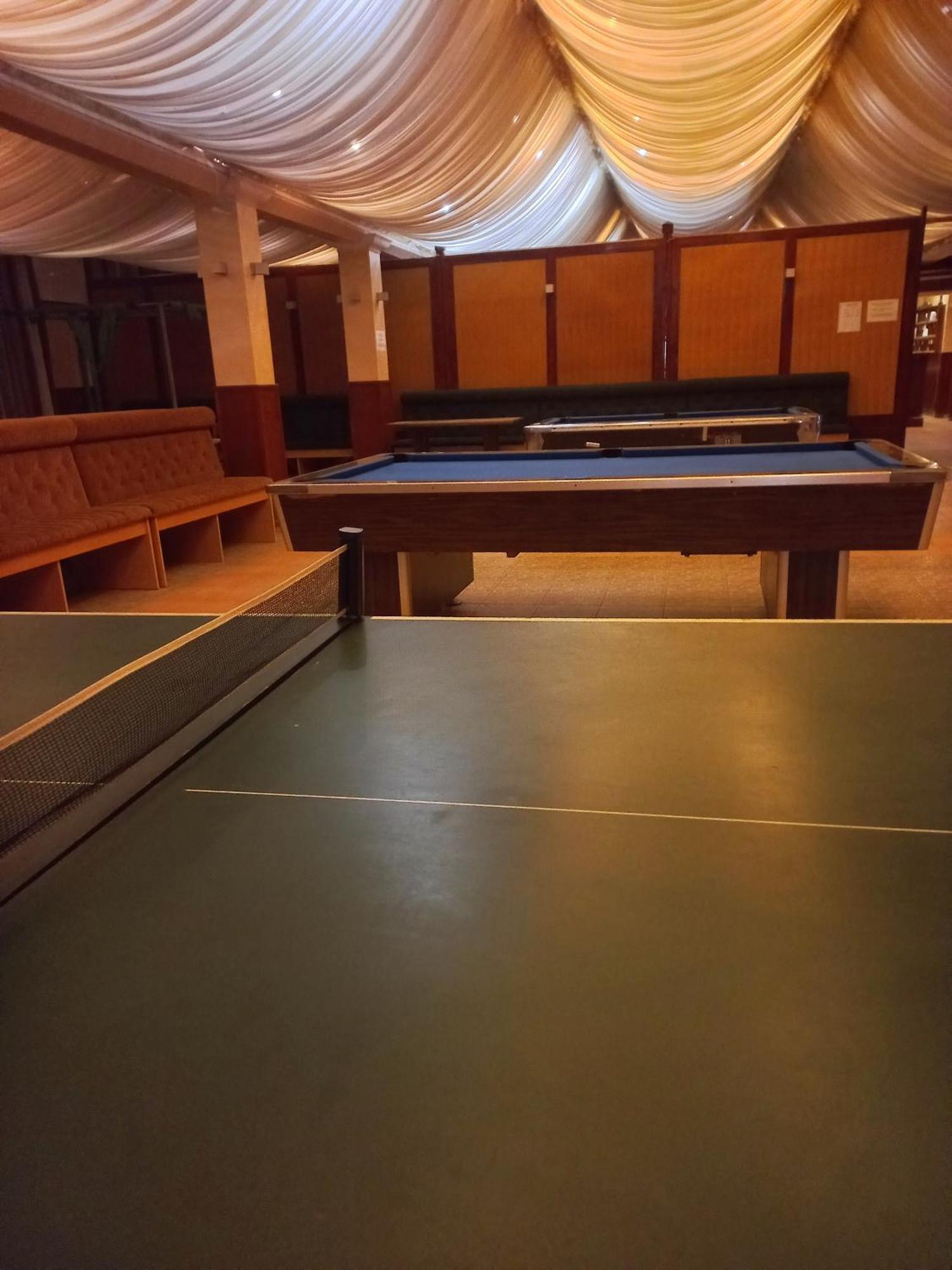 Hotel Duga Novi Sad Buitenkant foto