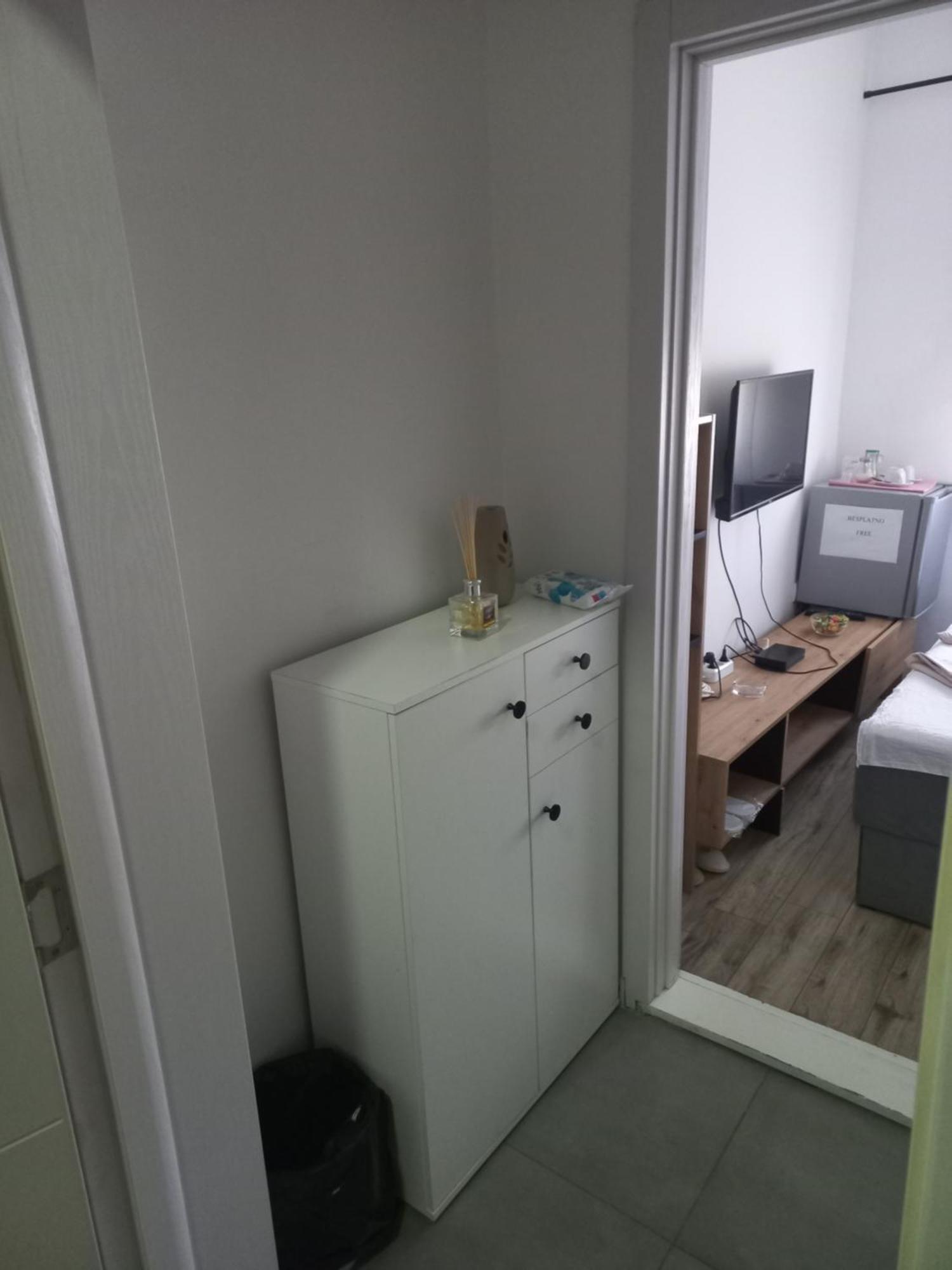 Hotel Duga Novi Sad Buitenkant foto